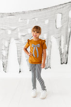 Load image into Gallery viewer, Striped Bow| TEE
