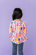 Load image into Gallery viewer, Gummy Scares | PEPLUM