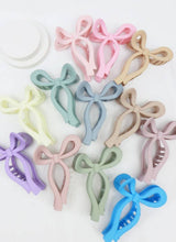 Load image into Gallery viewer, Bow Shape Hair Claw Clip (colors vary)