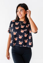 Load image into Gallery viewer, BLACK Piggy Pumpkins | ADULT Boxy Crop