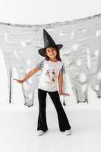 Load image into Gallery viewer, Good Ghouls Club | TEE