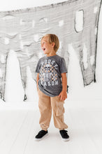 Load image into Gallery viewer, Spooky SZN Skelly | VINTAGE TEE