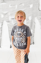 Load image into Gallery viewer, Spooky SZN Skelly | VINTAGE TEE