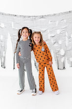 Load image into Gallery viewer, Floral Ghostie Dotted | 2-Piece Bamboo Set
