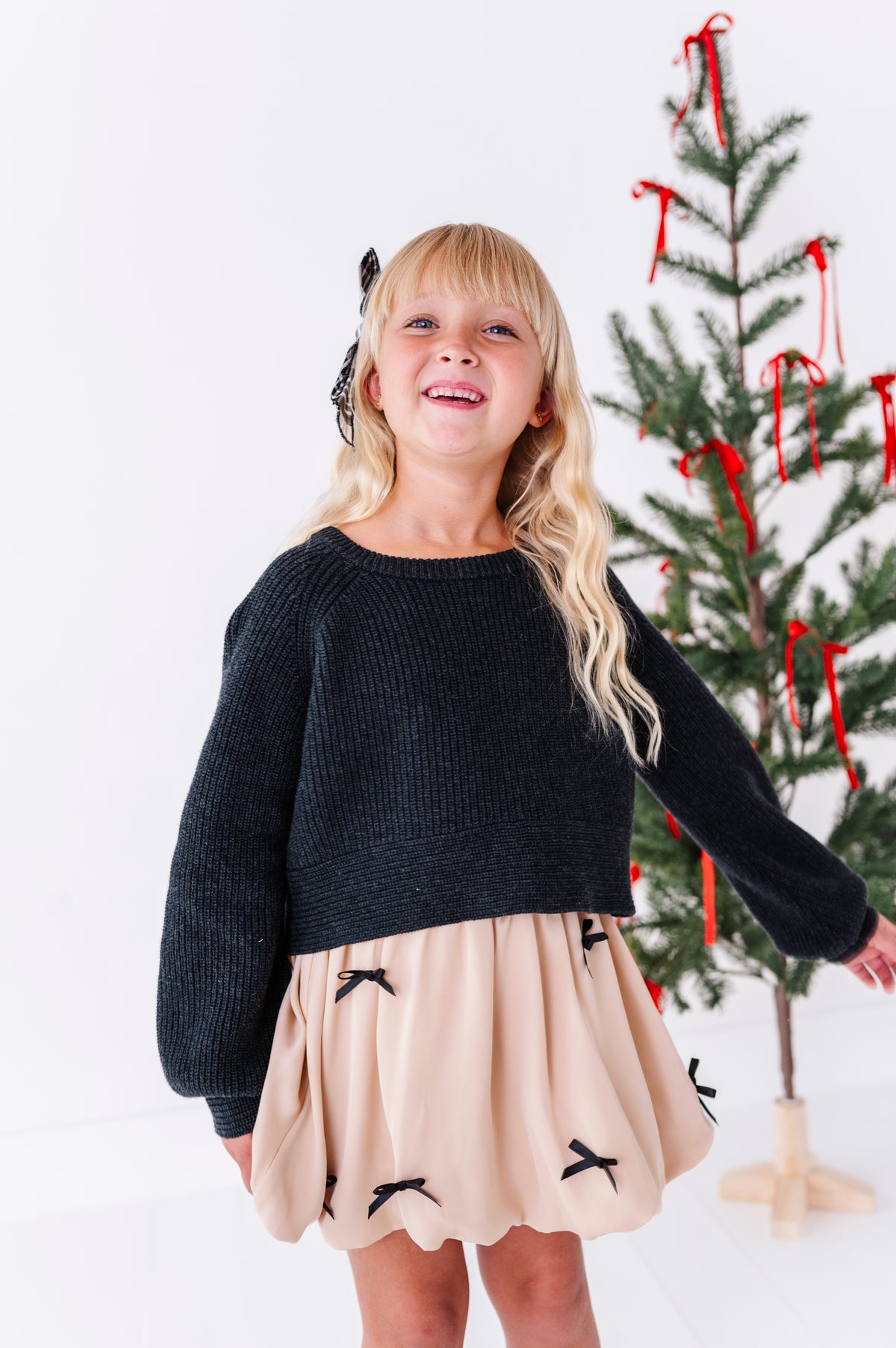 Noel Black | Bow Back Crop Sweater