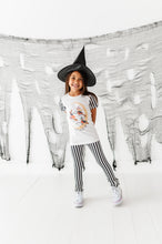 Load image into Gallery viewer, Good Ghouls Club | TEE