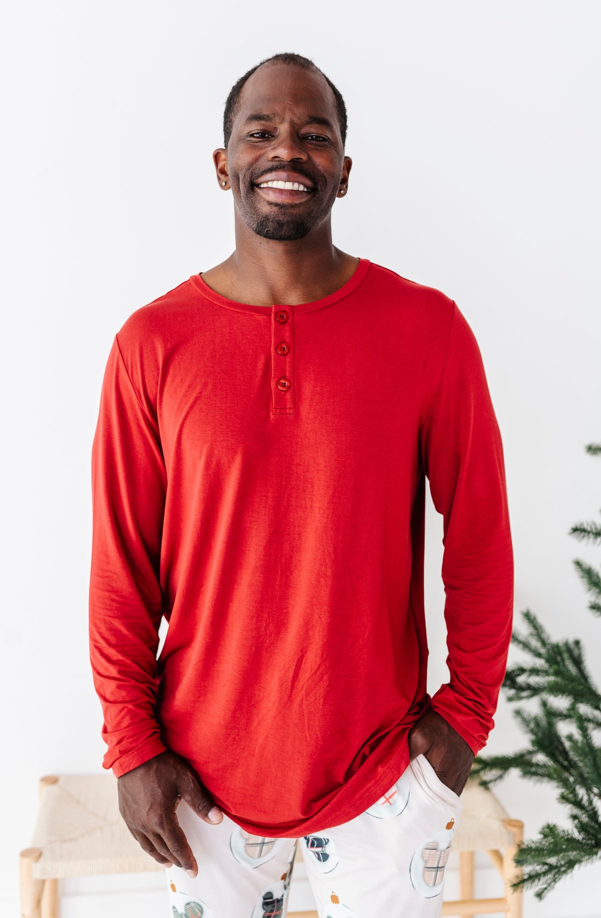 SOLID RED | MEN'S Henley Top