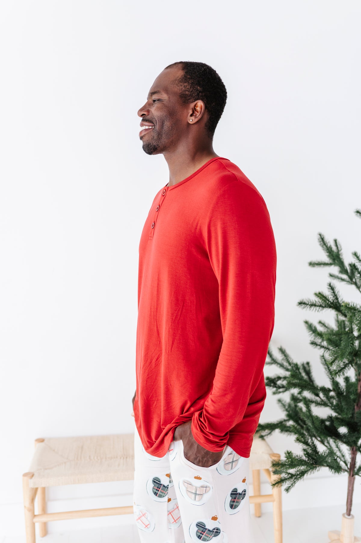 SOLID RED | MEN'S Henley Top