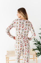Load image into Gallery viewer, Classic Characters | WOMEN'S Long Sleeve Top