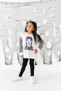 Wednesday | SIDE-SPLIT SWEATSHIRT