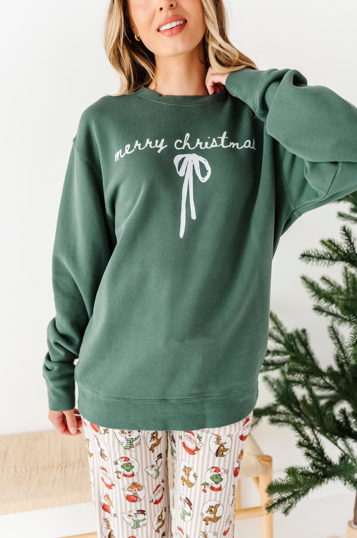 Merry Christmas Bow | (GREEN) FULL LENGTH SWEATSHIRT