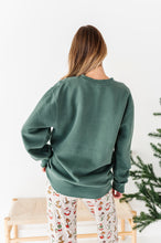 Load image into Gallery viewer, Merry Christmas Bow | (GREEN) FULL LENGTH SWEATSHIRT
