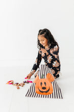 Load image into Gallery viewer, MICKEY PUMPKIN | Trick-or-Treat Bag