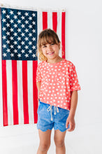 Load image into Gallery viewer, RED Stars | BOXY CROP