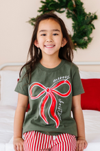 Load image into Gallery viewer, RED BOW (GREEN SHIRT) | Kids Tee
