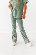 Load image into Gallery viewer, OLIVE | Vintage FLARE Set