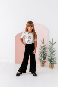 Girly Wreath | Scoop Back TEE