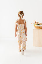 Load image into Gallery viewer, Honeydew Meadow | LINEN ROMPER