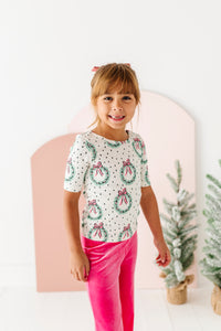Girly Wreath | Scoop Back TEE