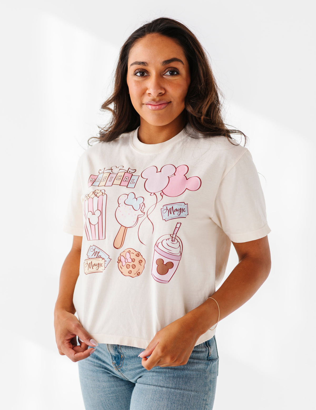 MAGICAL SNACKS CROPPED | CREAM ADULT TEE