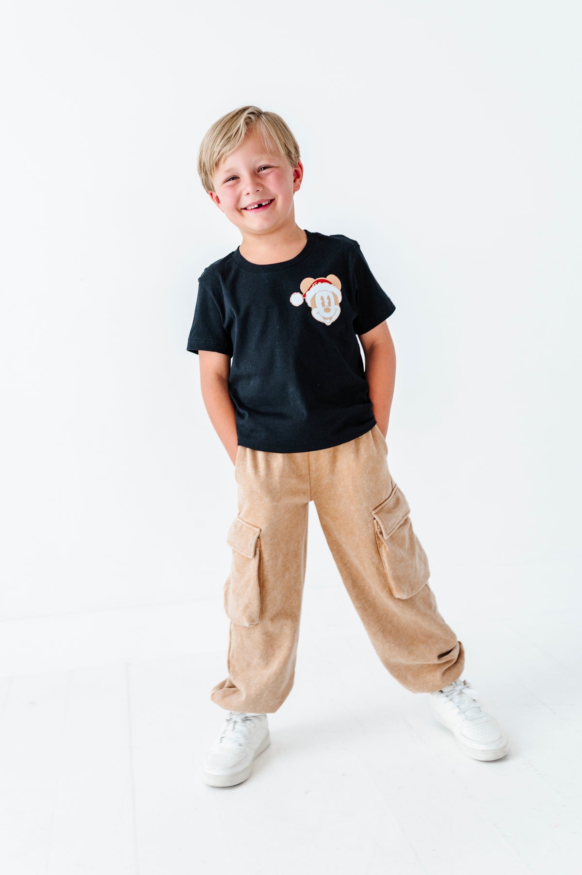 Monochrome Santa Mickey | KIDS BLACK TEE