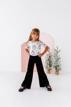 Load image into Gallery viewer, Girly Wreath | Scoop Back TEE