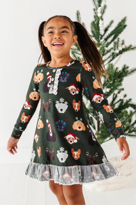 Christmas Doggies | NIGHTGOWN