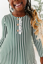 Load image into Gallery viewer, Green Stripes | NIGHTGOWN