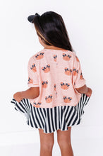 Load image into Gallery viewer, TAN Piggy Pumpkins | BOXY CROP