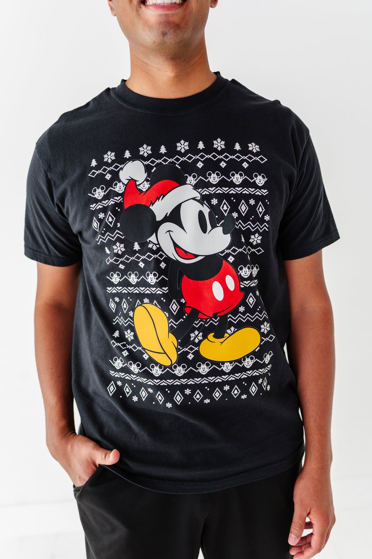 Sweater Print Mickey | ADULT Black UNISEX TEE