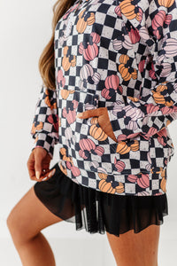 Checkered Minnie Pumpkins | (ADULT) 1/4th ZIP