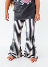 Load image into Gallery viewer, Vertical Black + White Stripe | RIB FLARES (10 yrs ONLY left)