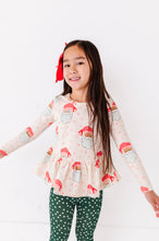 Load image into Gallery viewer, Pink Santas | PEPLUM