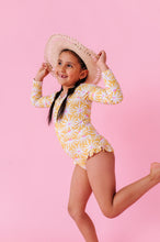 Load image into Gallery viewer, Happy Daisy | RASHGUARD ONE-PIECE