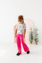 Load image into Gallery viewer, Girly Wreath | Scoop Back TEE