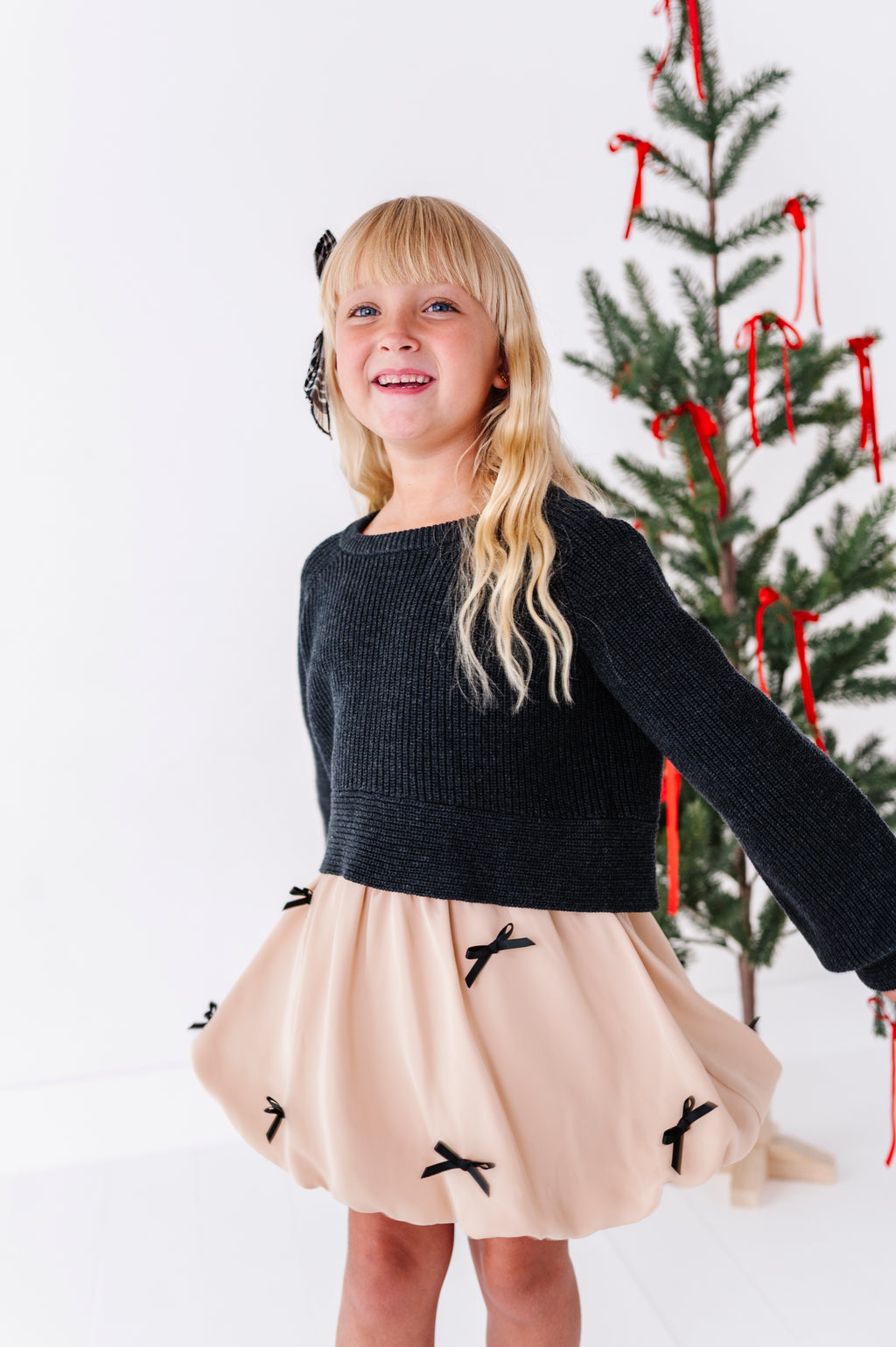 Noel Black | Bow Back Crop Sweater