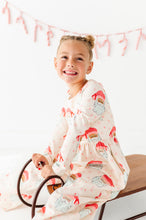 Load image into Gallery viewer, Pink Santas | ROMPER