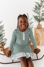 Load image into Gallery viewer, Green Stripes | NIGHTGOWN