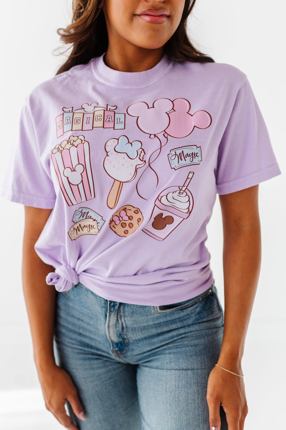 MAGICAL SNACKS | LILAC ADULT TEE