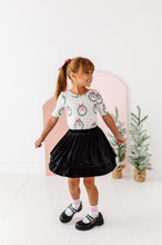 Load image into Gallery viewer, Girly Wreath | Scoop Back TEE