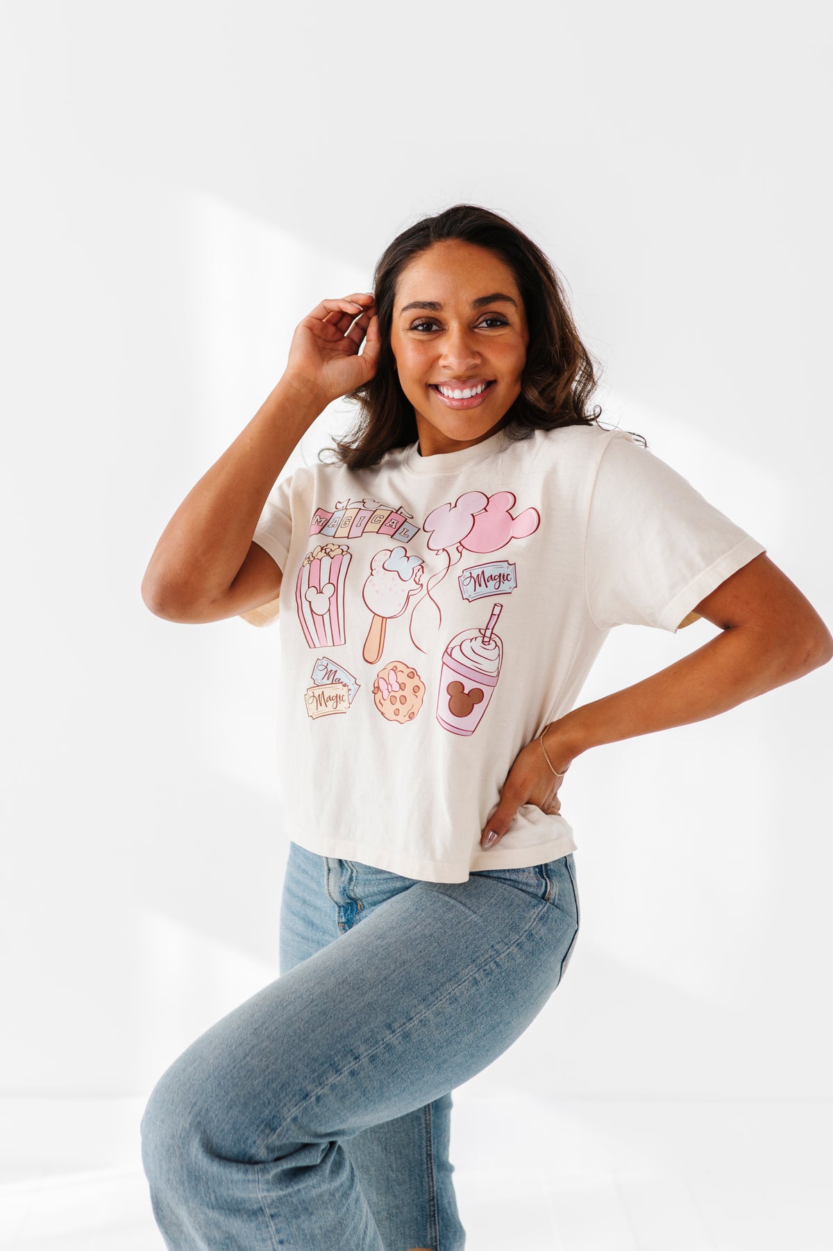 MAGICAL SNACKS CROPPED | CREAM ADULT TEE