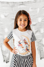 Load image into Gallery viewer, Good Ghouls Club | TEE