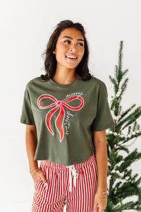 RED BOW (GREEN SHIRT) | Adult CROP