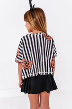 Load image into Gallery viewer, Striped Mickey Pumpkin| BOXY CROP