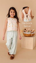 Load image into Gallery viewer, Honeydew Meadow | TIE-BACK SET