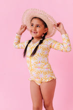 Load image into Gallery viewer, Happy Daisy | RASHGUARD ONE-PIECE