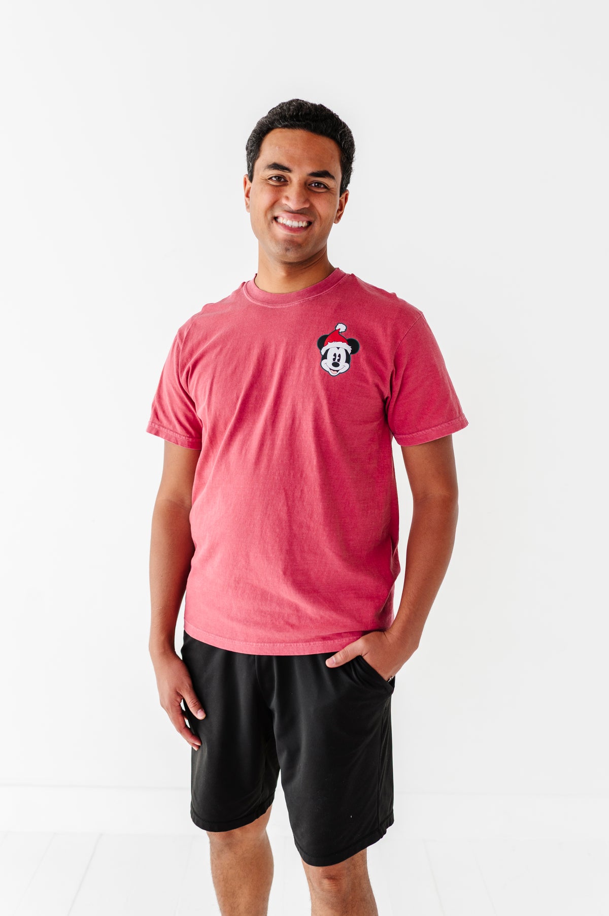 Green Outline Santa Mickey | ADULT RED Full Length TEE