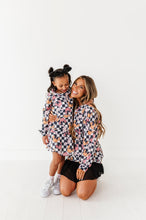 Load image into Gallery viewer, Checkered Minnie Pumpkins | KIDS 1/4th Zip Up