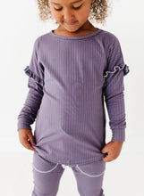 Load image into Gallery viewer, PLUM RIB | Crewneck (with ruffle)