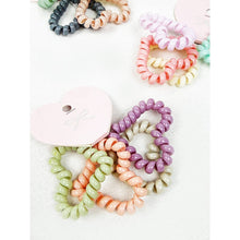 Load image into Gallery viewer, Heart Shape of Spiral Hair Ties-Set of 4 (colors vary)